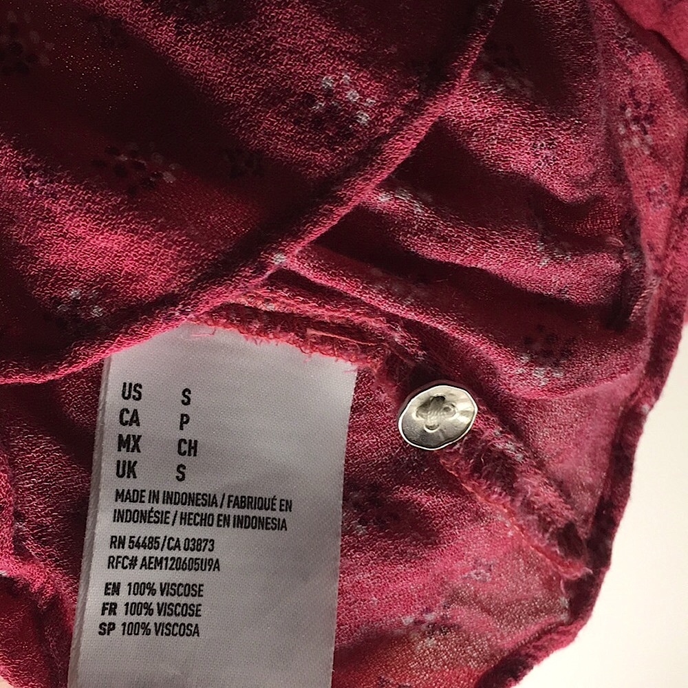 ✨4/$20✨ AEO Ruffled Button Front Tank - Picture 6 of 6